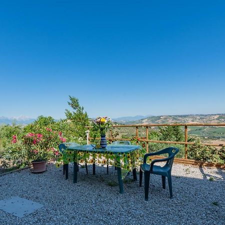 צ'יטה סנט'אנג'לו Sotto La Porta Borea מראה חיצוני תמונה